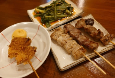 【月収100万稼げるお店】レギュラー出勤可能な方プラス査定中！